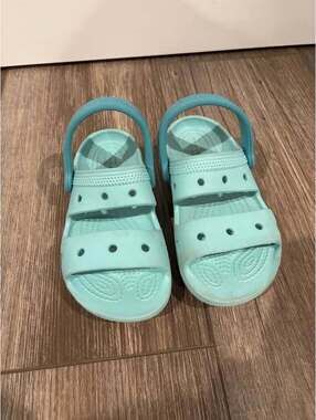 Crocs Classic Sandals size child’s 10